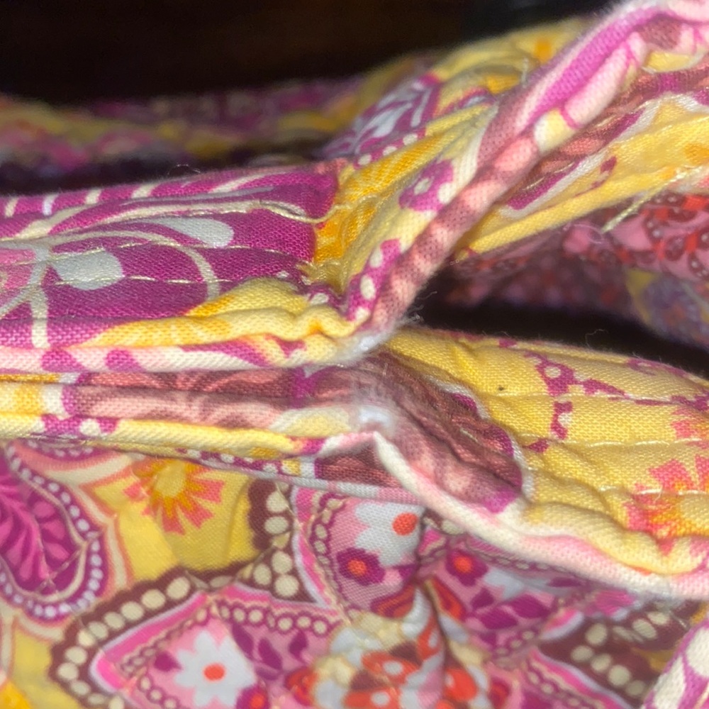 Vera Bradley Reversible Tote in Bali Gold. - Picture 9 of 12